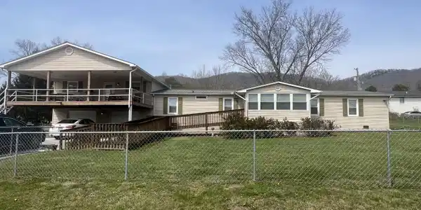 205 Ellison Rd