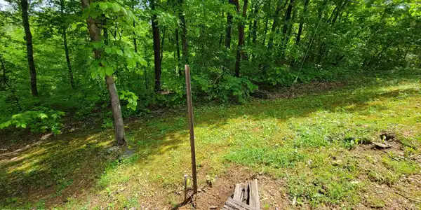 Image 4: MARKER AT CORNER II