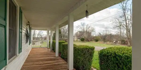 Image 2: Porch