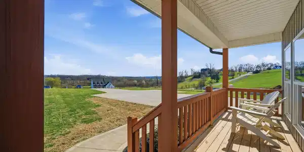 Image 2: 63-web-or-mls-063_DSC08749