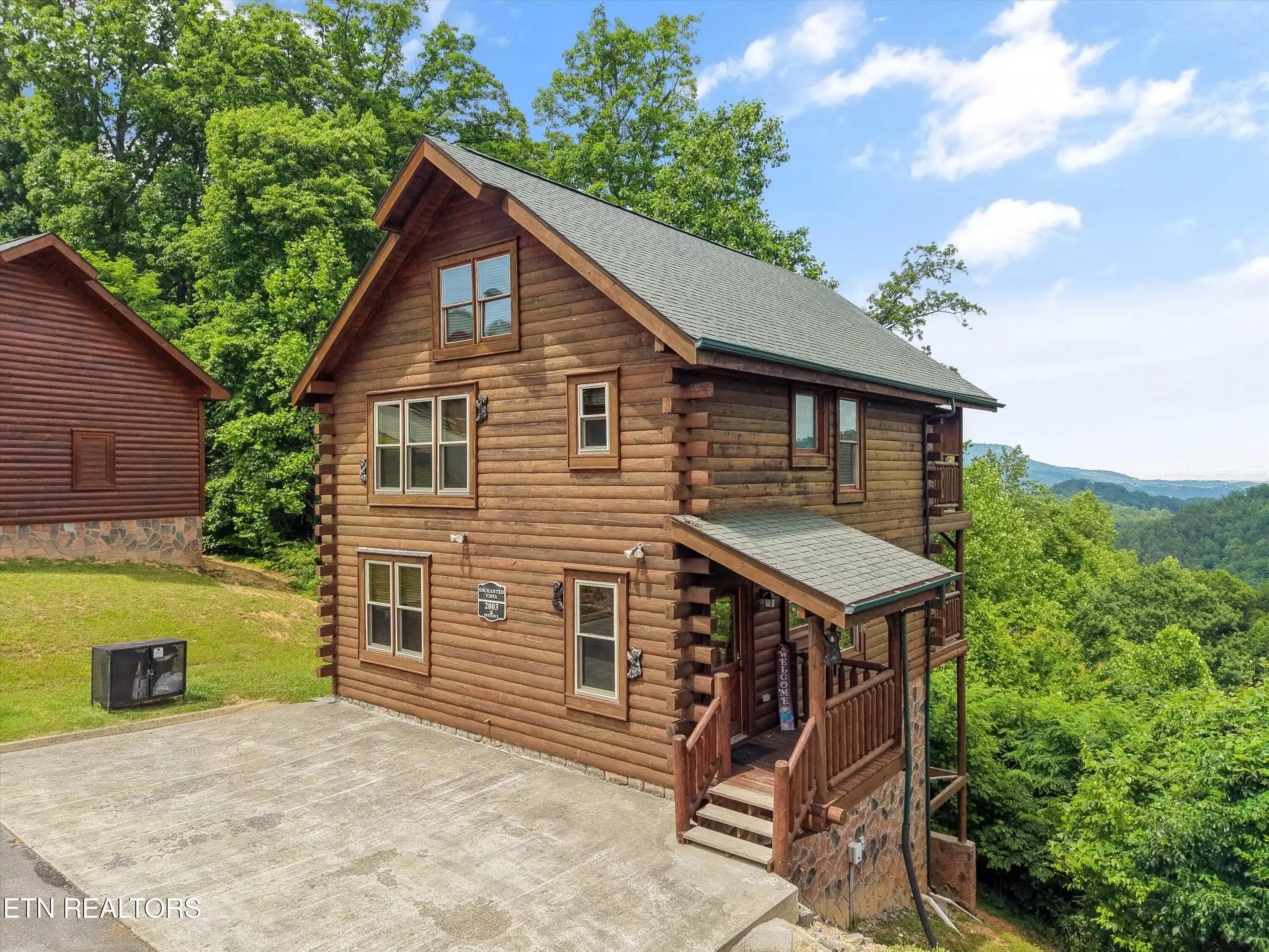 Image 1: 02-2803 White Oak Ridge Ln24