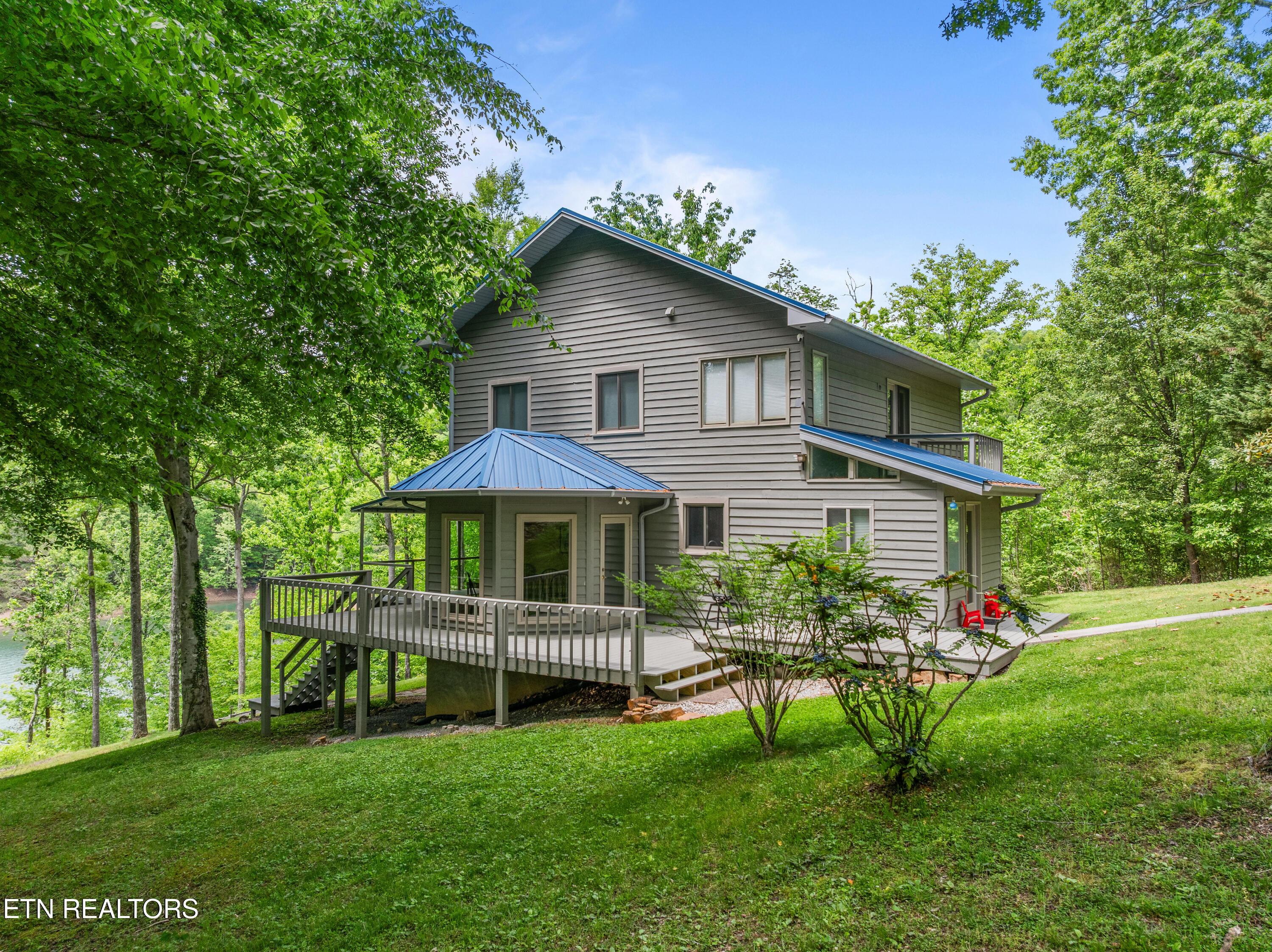 Image 3: Norris_Shores_02