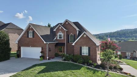 416 Kensington Drive