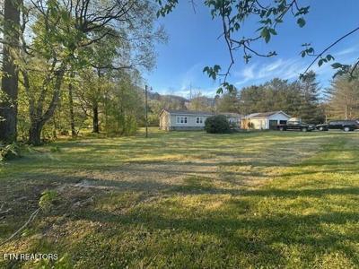 3284 Old Highway 63