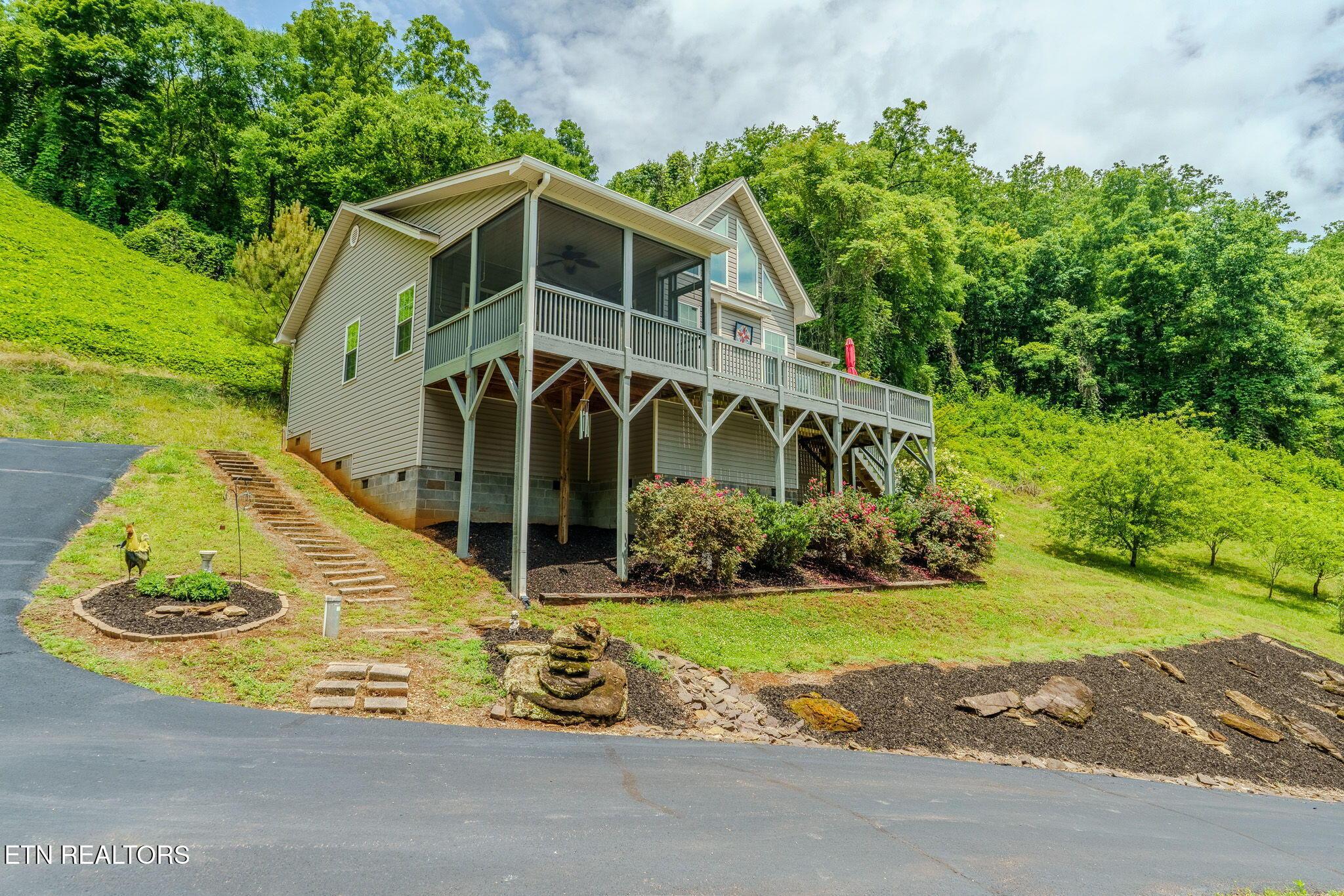 Image 1: 29-web-or-mls-_DSC4024-HDR