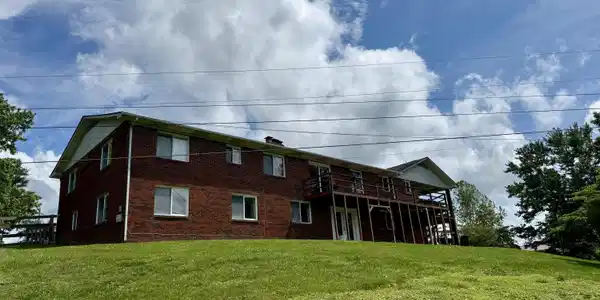 Image 2: Back of House 1