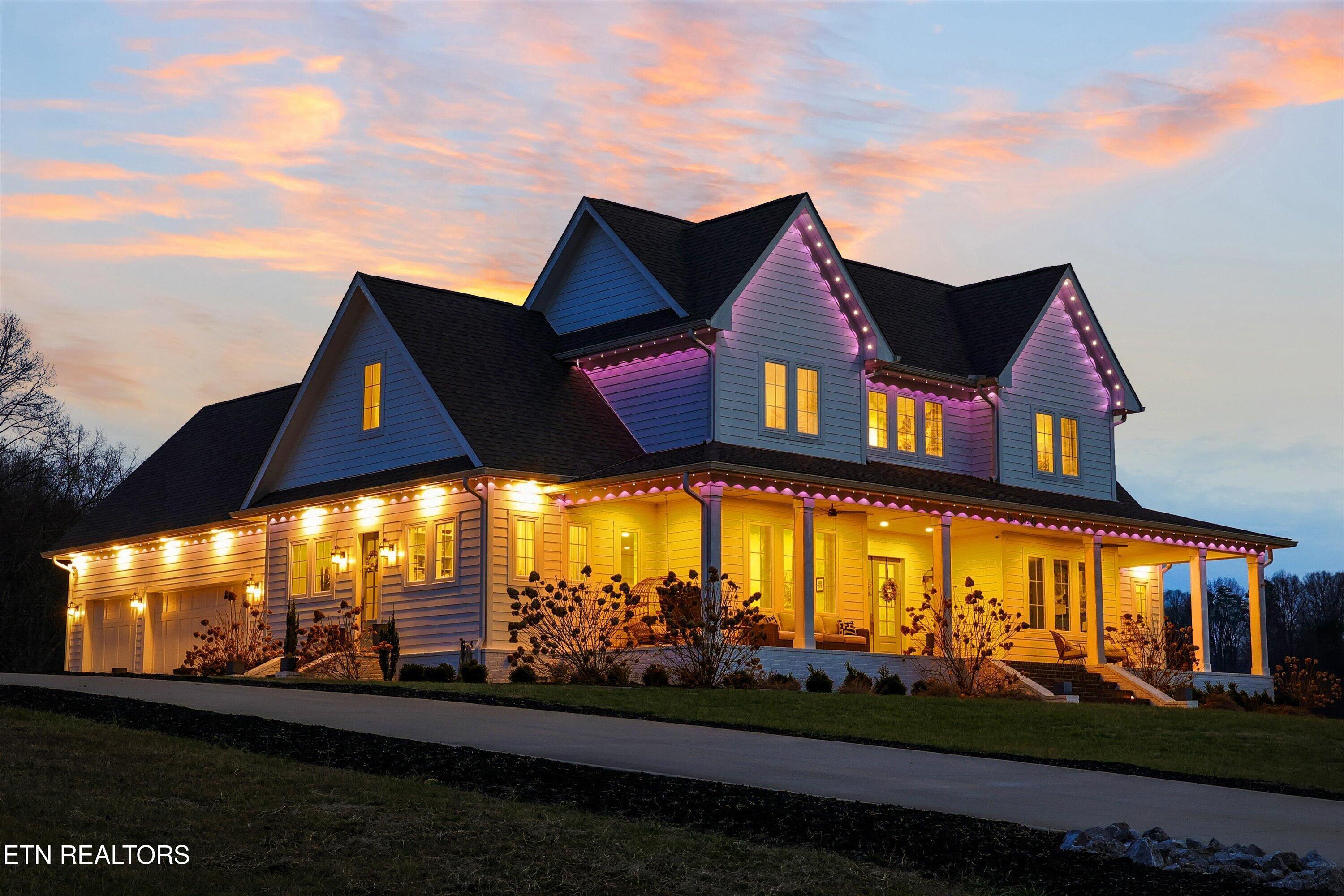 Image 2: 07-07-130 Hendren Ln TWILIGHT08