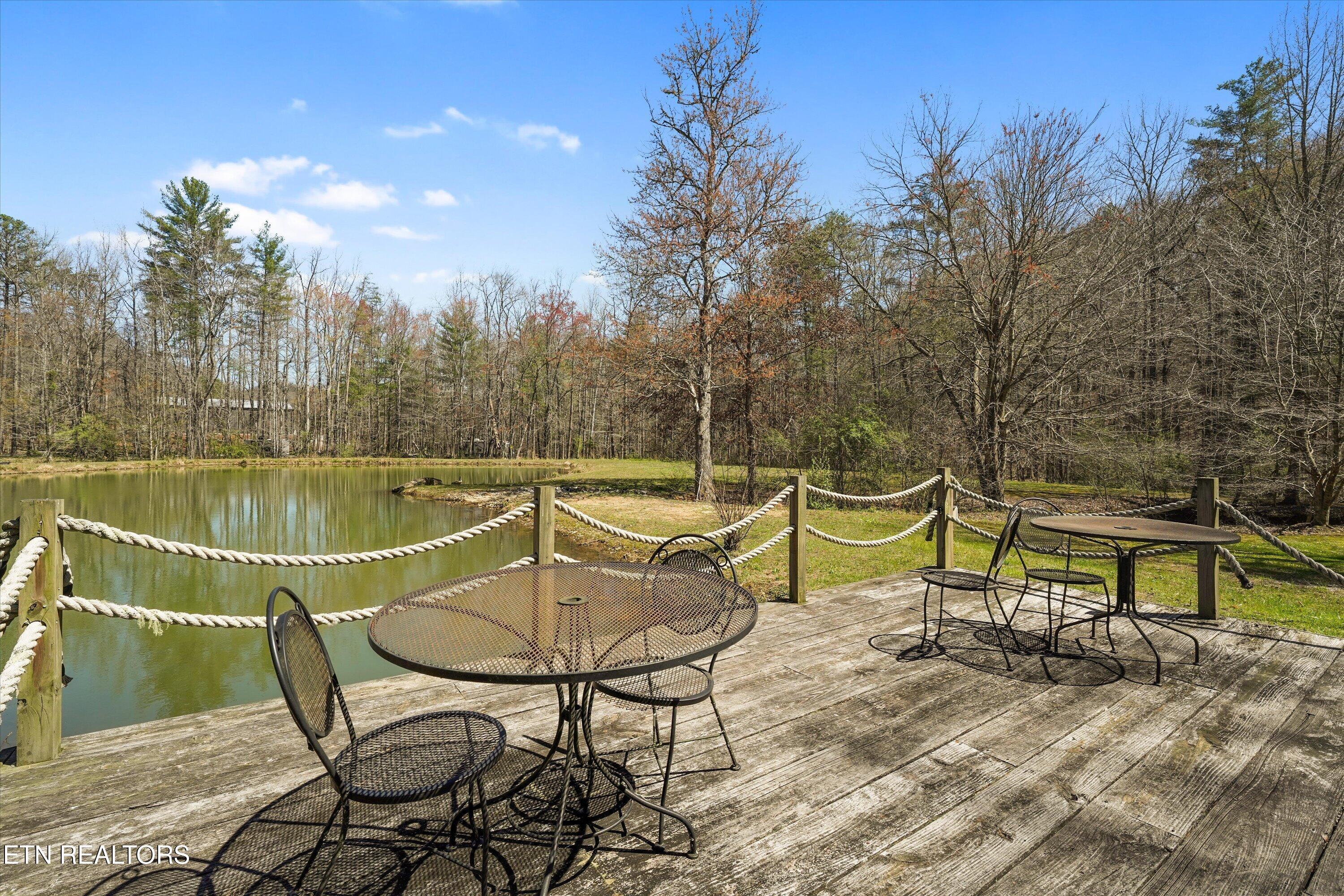 Image 3: 32-1525 Cove Ln 03