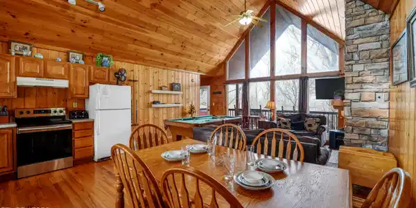 Image 2: New Direction Real estate -1629 Pinewood