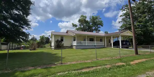 166 Snavely Rd