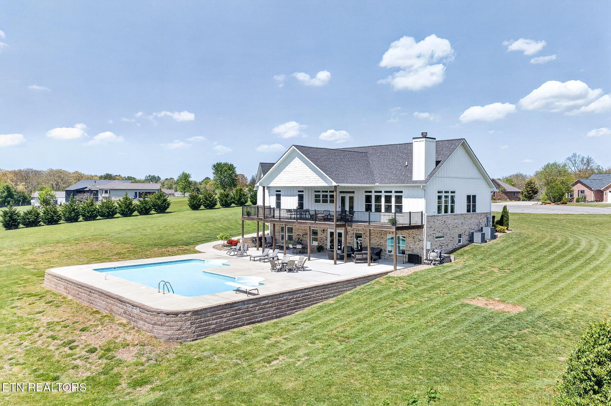 Image 4: 71-web-or-mls-270 Copper Point_400_TNPC
