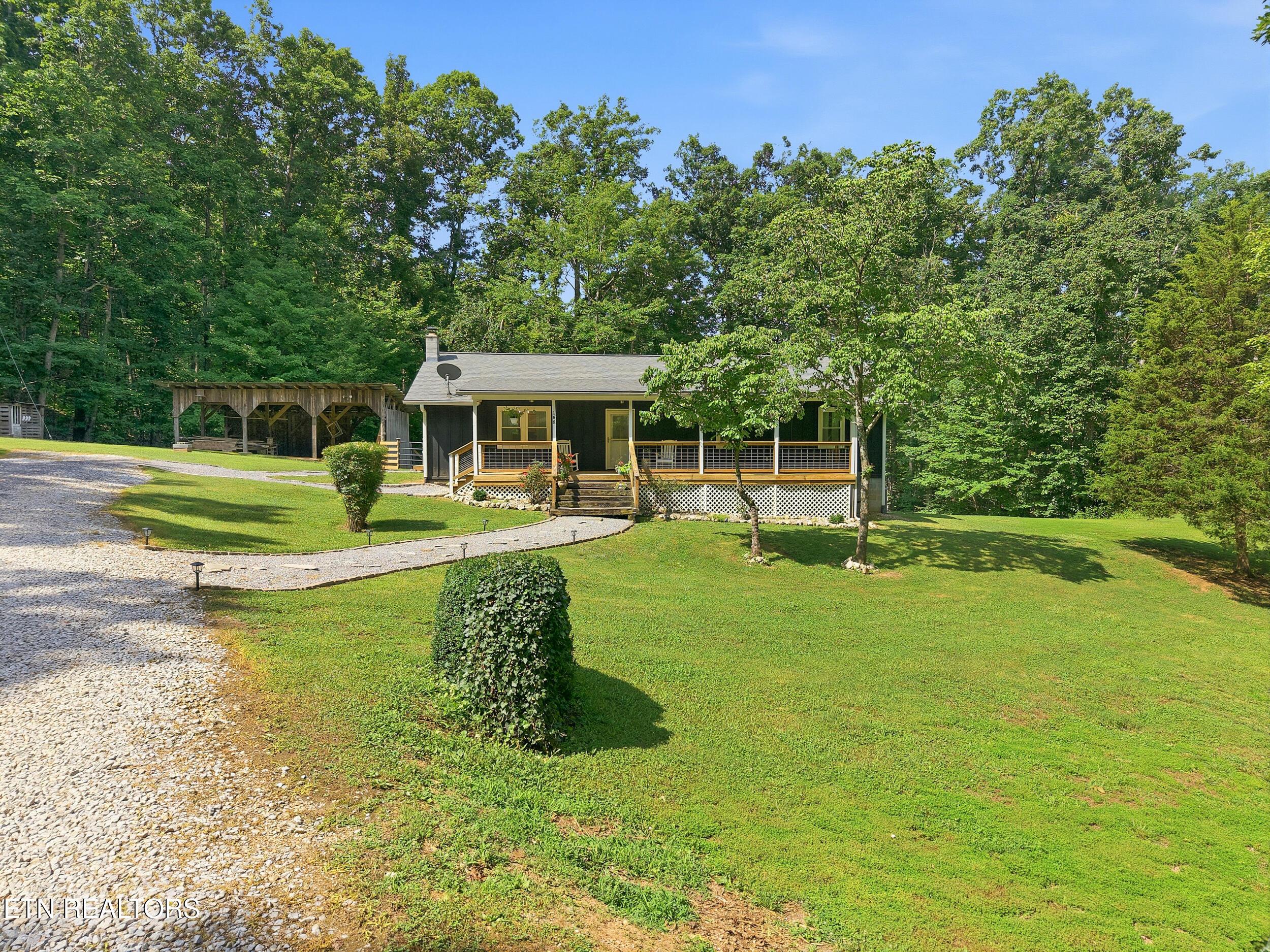 Image 4: 188 Old Holderford Rd.