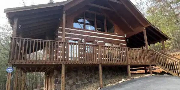 Image 2: Front View