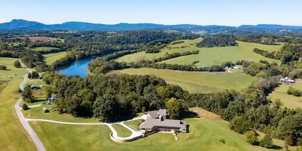 Image 4: 22-651-Cliff-Top-Rd-Blaine-TN-22-Edit