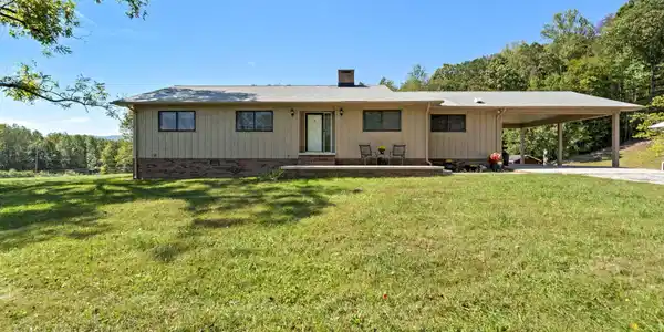 103 Duncan Woods Rd
