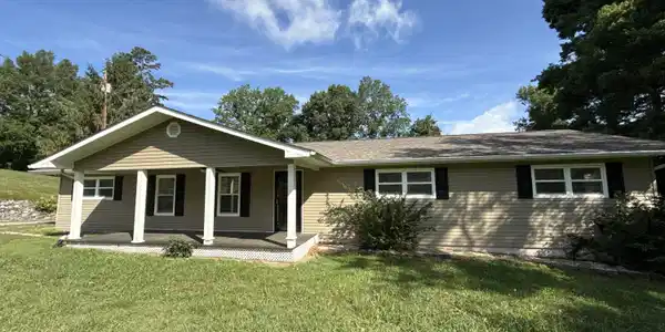 844 Mount Paran Rd