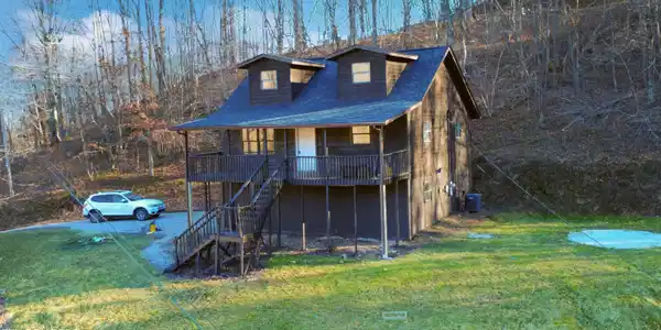 130 Fellowship Lane