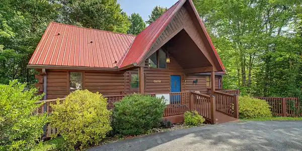 Image 2: 5-web-or-mls-2805-alexander-pl