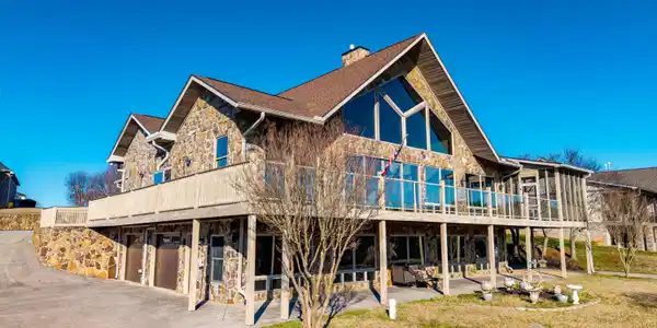 124 Indian Shadows Drive