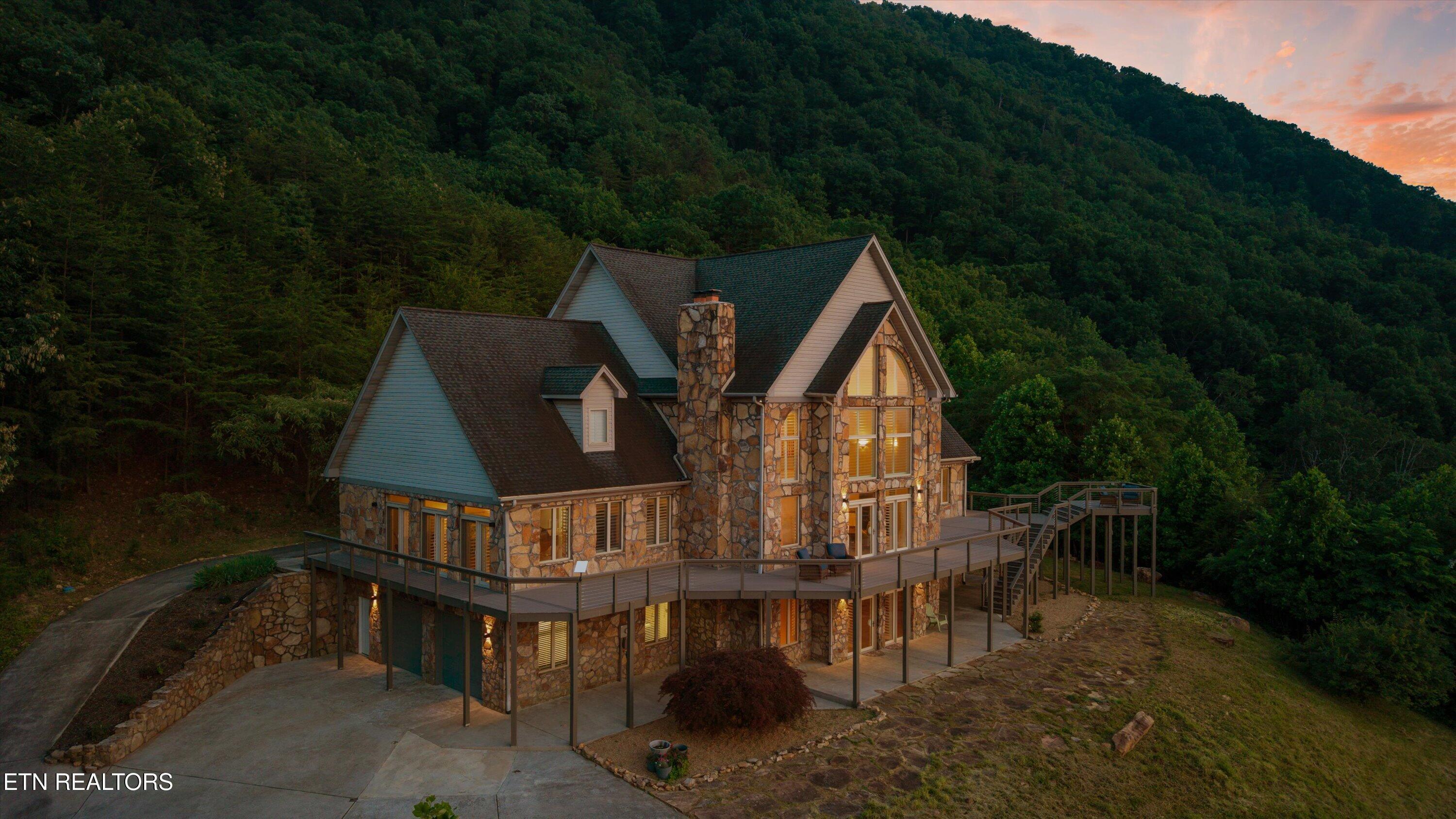 Image 2: 70-3771 Eagle Ridge Rd-10