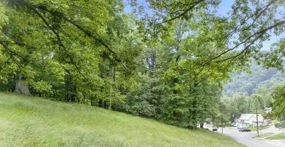 Lot TractD Hillcrest Drive