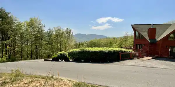 Lot 49 Cats Paw Lane