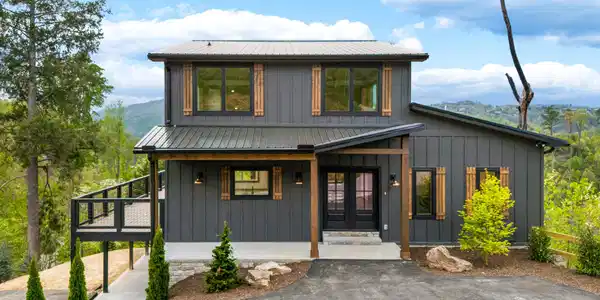 261 Browns Ridge Rd