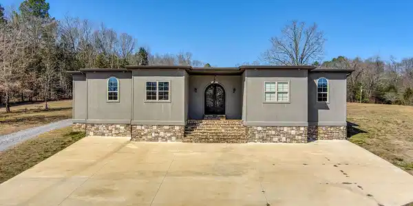 1100 County Road 20