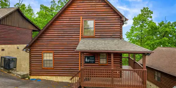 1542 Bears Den Way