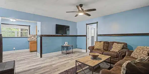 Image 3: 13-web-or-mls-1614-dogwood-st