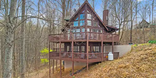 3175 Emerald Springs Loop