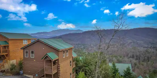 Image 4: 4836 highland place-104