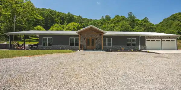 622 Earls Hollow Rd