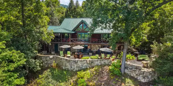 Image 4: DJI_20260731154902_0117_D-2