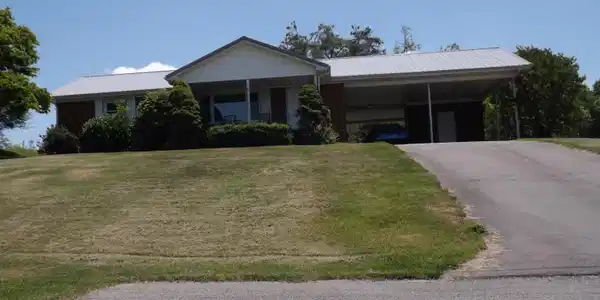 188 White Ave