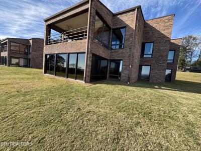6208 Mountain Park Drive
