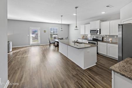 7832 Beeler Farms Lane