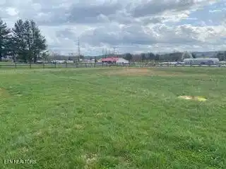 Image 2: 5D03CD21-3D1E-4A46-B6DD-C1962FF621F5