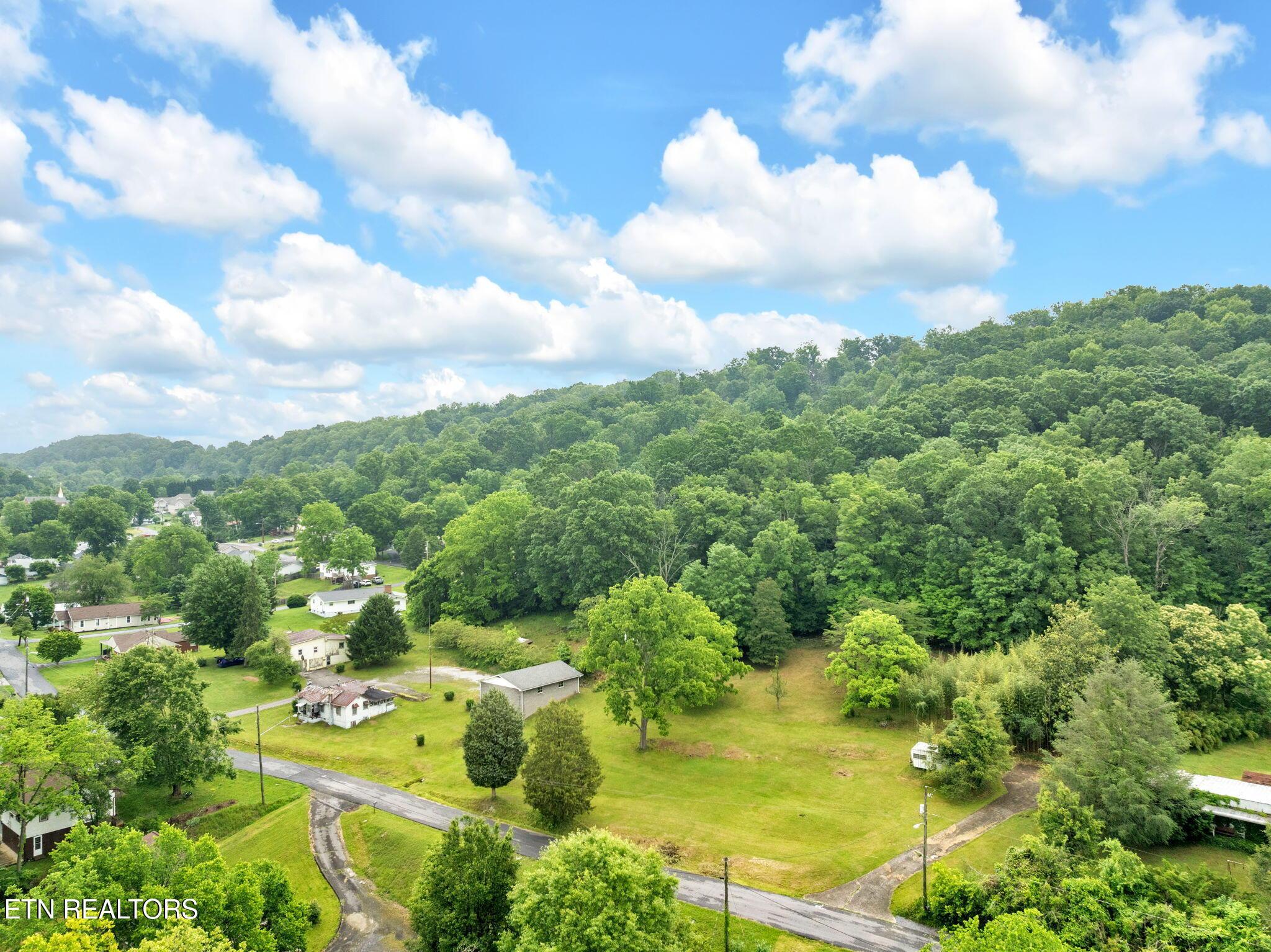 Image 3: 11-web-or-mls-JH 20250529-031