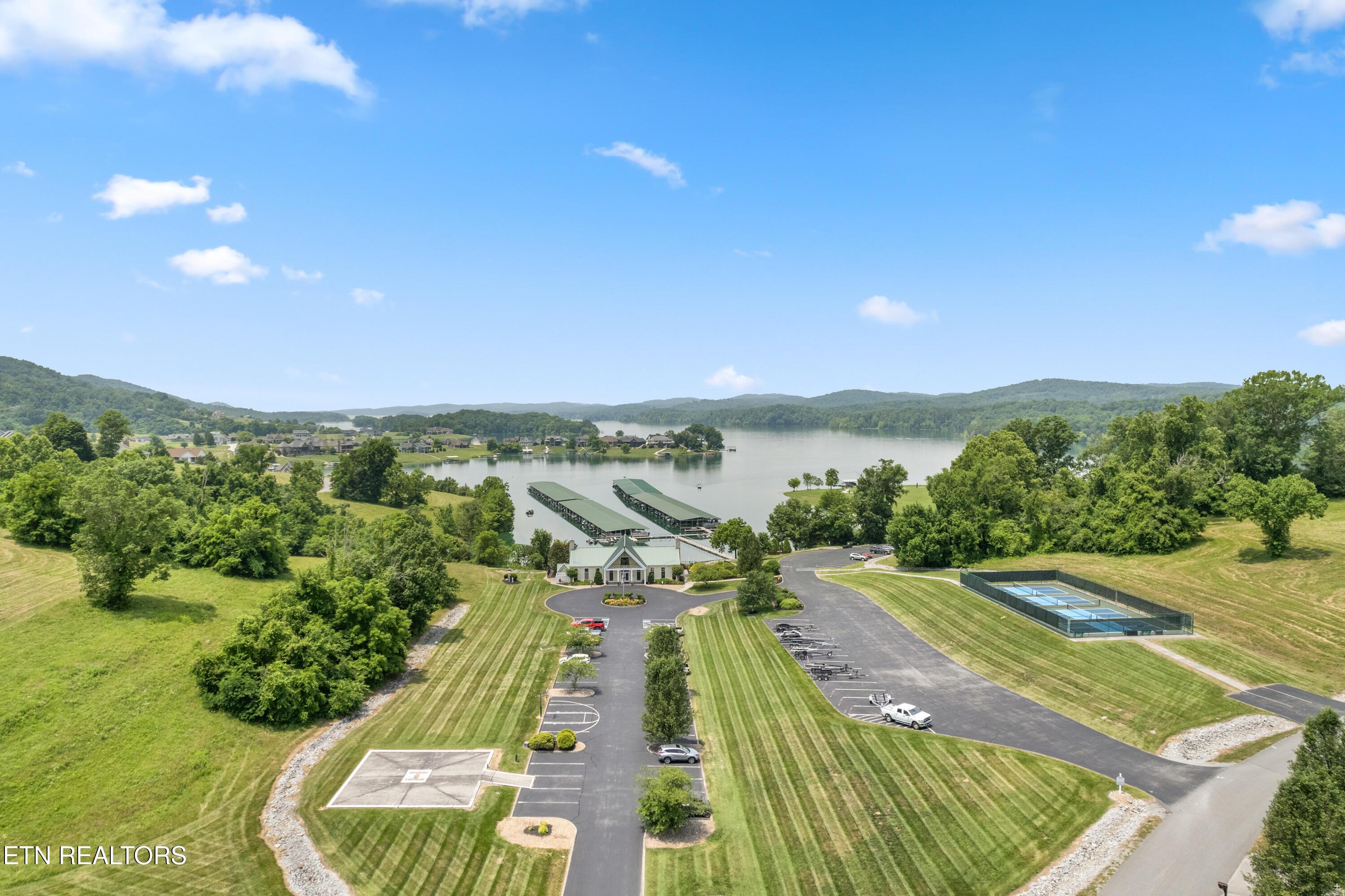 Image 3: Sunset Bay Amenities