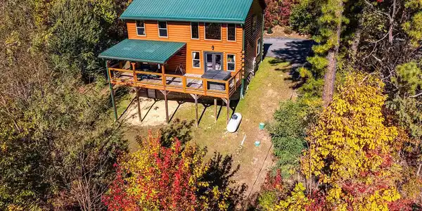 1032 Twin Oaks Rd