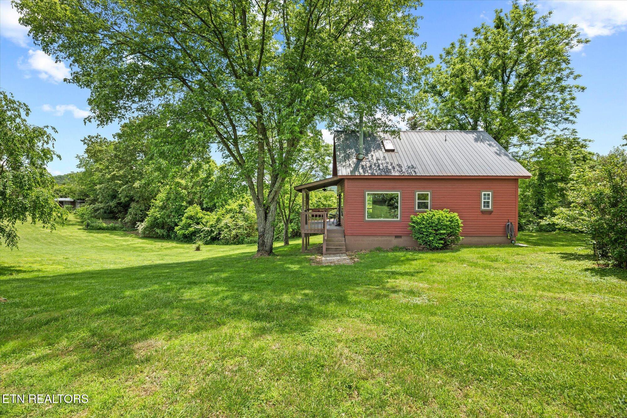 Image 2: 05-2892 N York Hwy, Pall Mall_0184