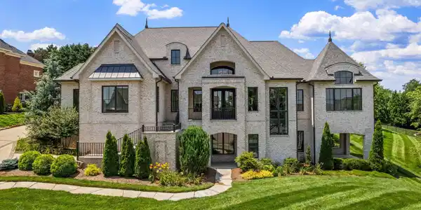 12904 Highwick Circle