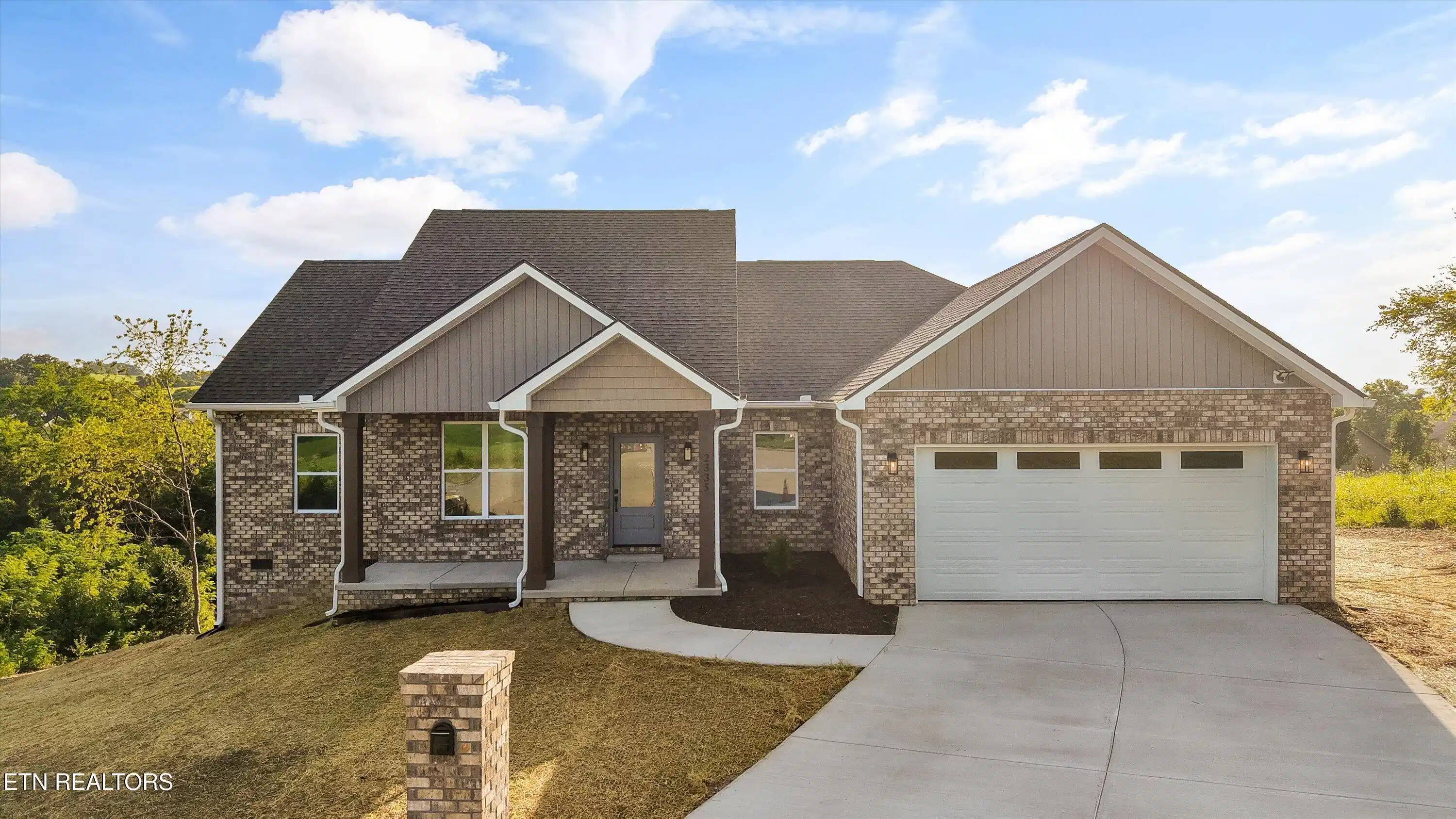 Image 1: 01-2335 Louisiana Ct01