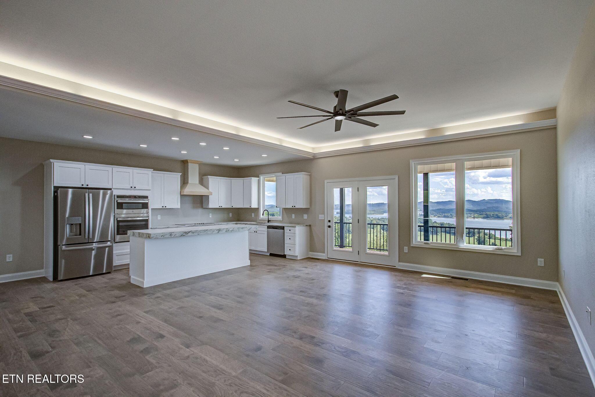 Image 1: 164 Lobans Bluff retake 11