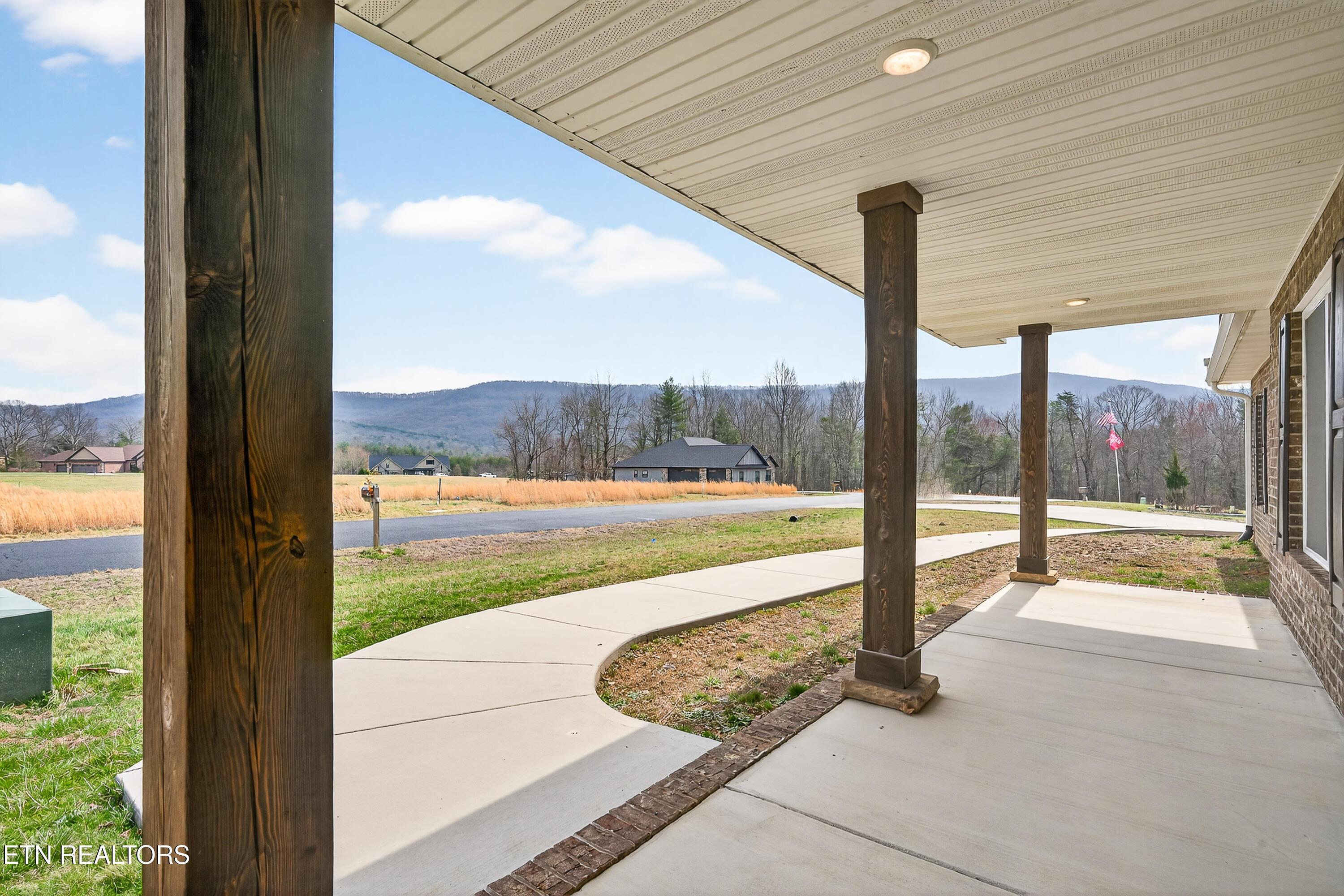 Image 4: Covered Concrete Porch