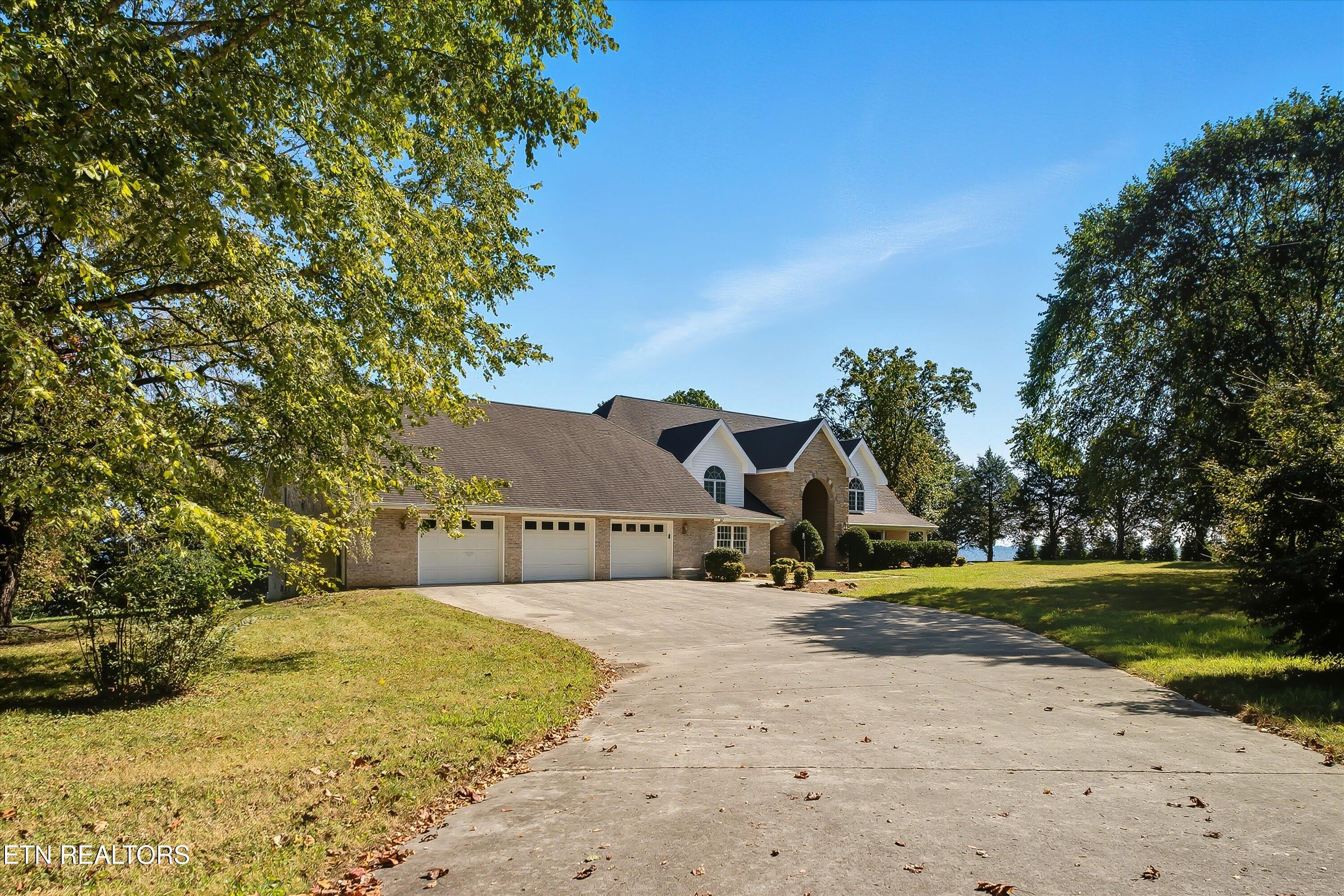 Image 3: 02-7112 Warren Ln-1