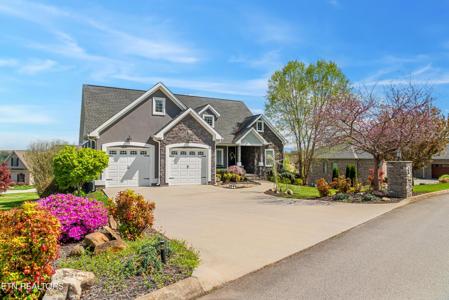 129 White Hawk Drive