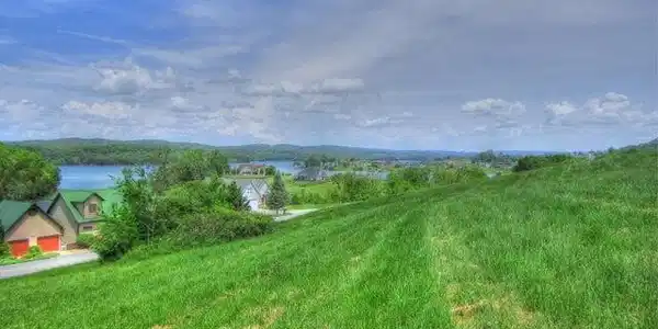 Image 4: Looking east