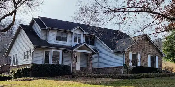 3313 Bentwood Drive